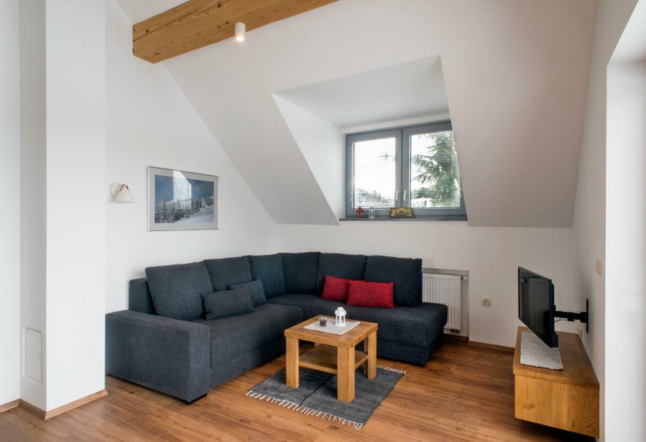 Apartments Sivka - Private Sauna Церклье-на-Гореньскем Экстерьер фото