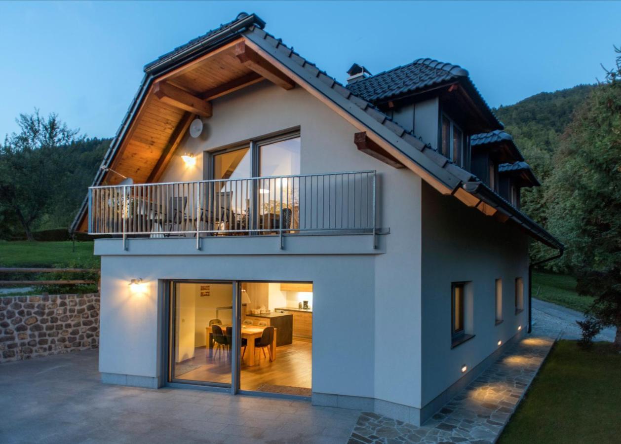 Apartments Sivka - Private Sauna Церклье-на-Гореньскем Экстерьер фото